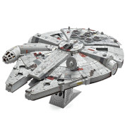 Millennium Falcon – barevná verze