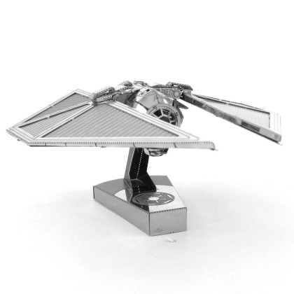 Stíhačka Tie Striker