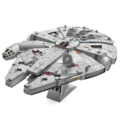 Millennium Falcon – barevná verze